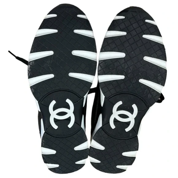 SOLD‼️Chanel Sneakers Black and White Leather 100% Authentic - Picture 7 of 16